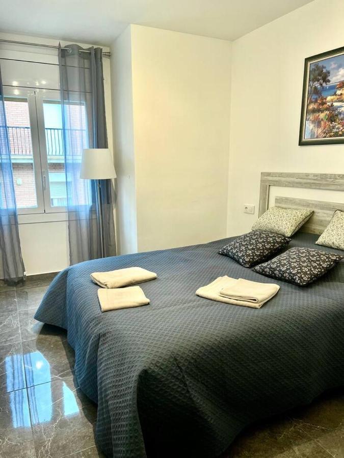Amplio Apartamento Tranquilo Cerca De La Playa Росес Екстериор снимка