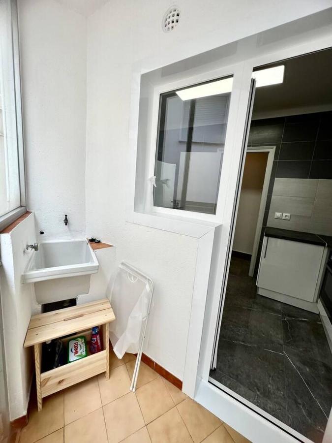 Amplio Apartamento Tranquilo Cerca De La Playa Росес Екстериор снимка